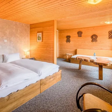 Lindenhof By Crossworld Ag Отель Бриенц