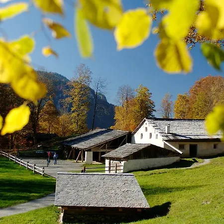 Lindenhof By Crossworld Ag Отель Бриенц