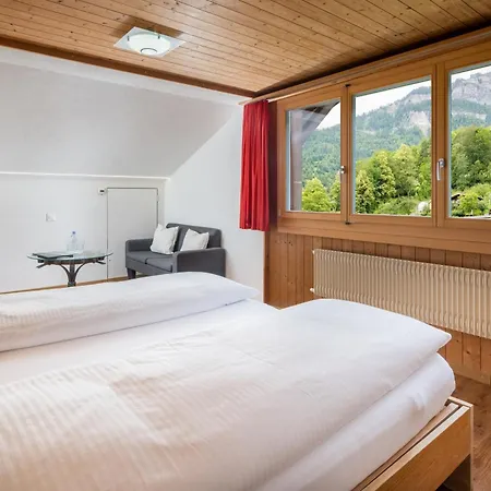 Lindenhof By Crossworld Ag Отель Бриенц