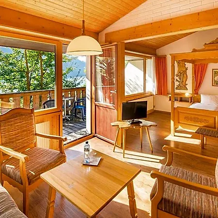 Lindenhof By Crossworld Ag Brienz (Bern)