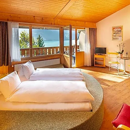 Lindenhof By Crossworld Ag Отель Бриенц