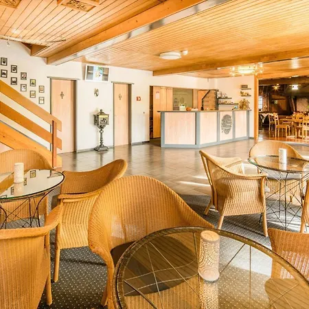 Lindenhof By Crossworld Ag Отель Бриенц