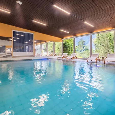 ليندنهوف باي كروس ورلد أيه جي