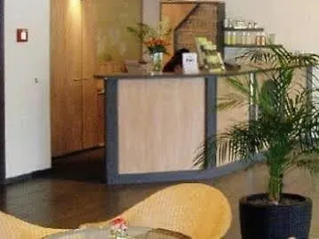 ليندنهوف باي كروس ورلد أيه جي